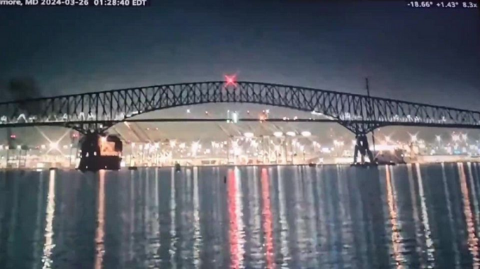 Erschreckende Aufnahmen: US-Brücke stürzt nach Schiffskollision ein https://i3thumbs.glomex.com/dC1ydS8yMDI0LzAzLzI2LzA4LzI0XzA1XzY2MDI4NjI1M2JkYWQuanBn/profile:player-960x540/image.jpg